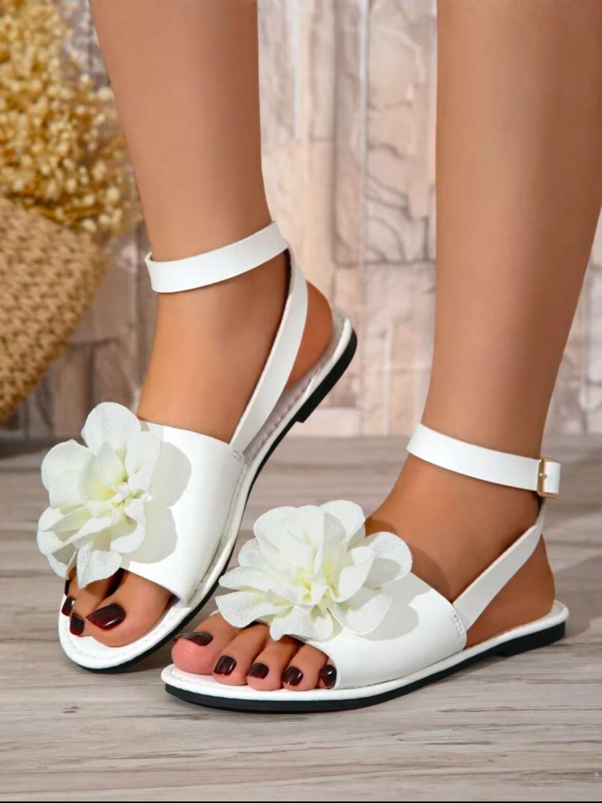 One-strap Fashionable Sandals Are Suitable Outdoors foto 2