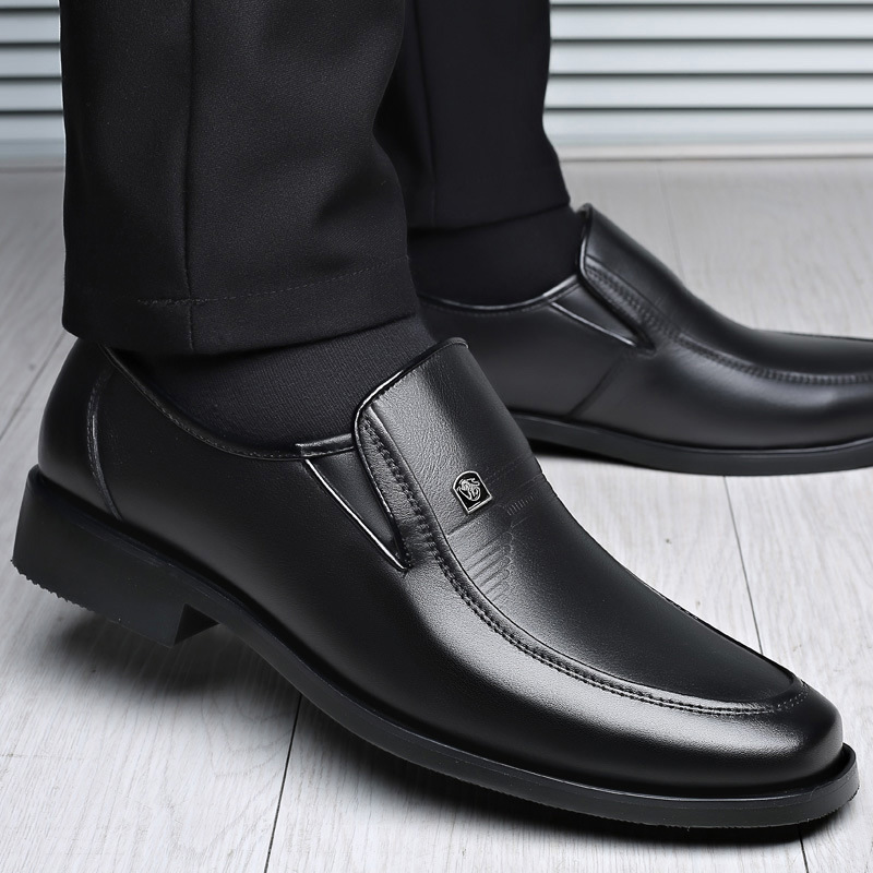 Breathable Leather Sandals Thin Hollow Soft Leather Men's Shoes foto 4