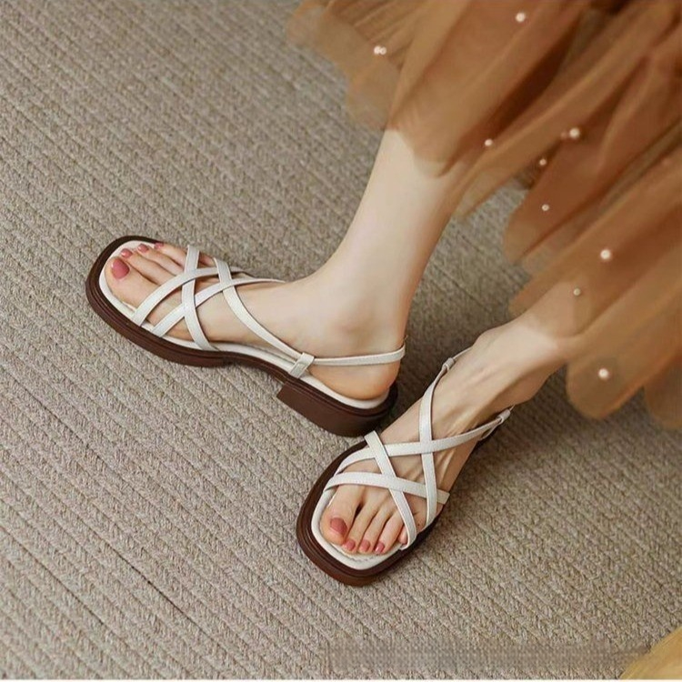 Cross Strap Open Toe Beach Flat Square Toe Soft Bottom Women's Buckle Sandals foto 4