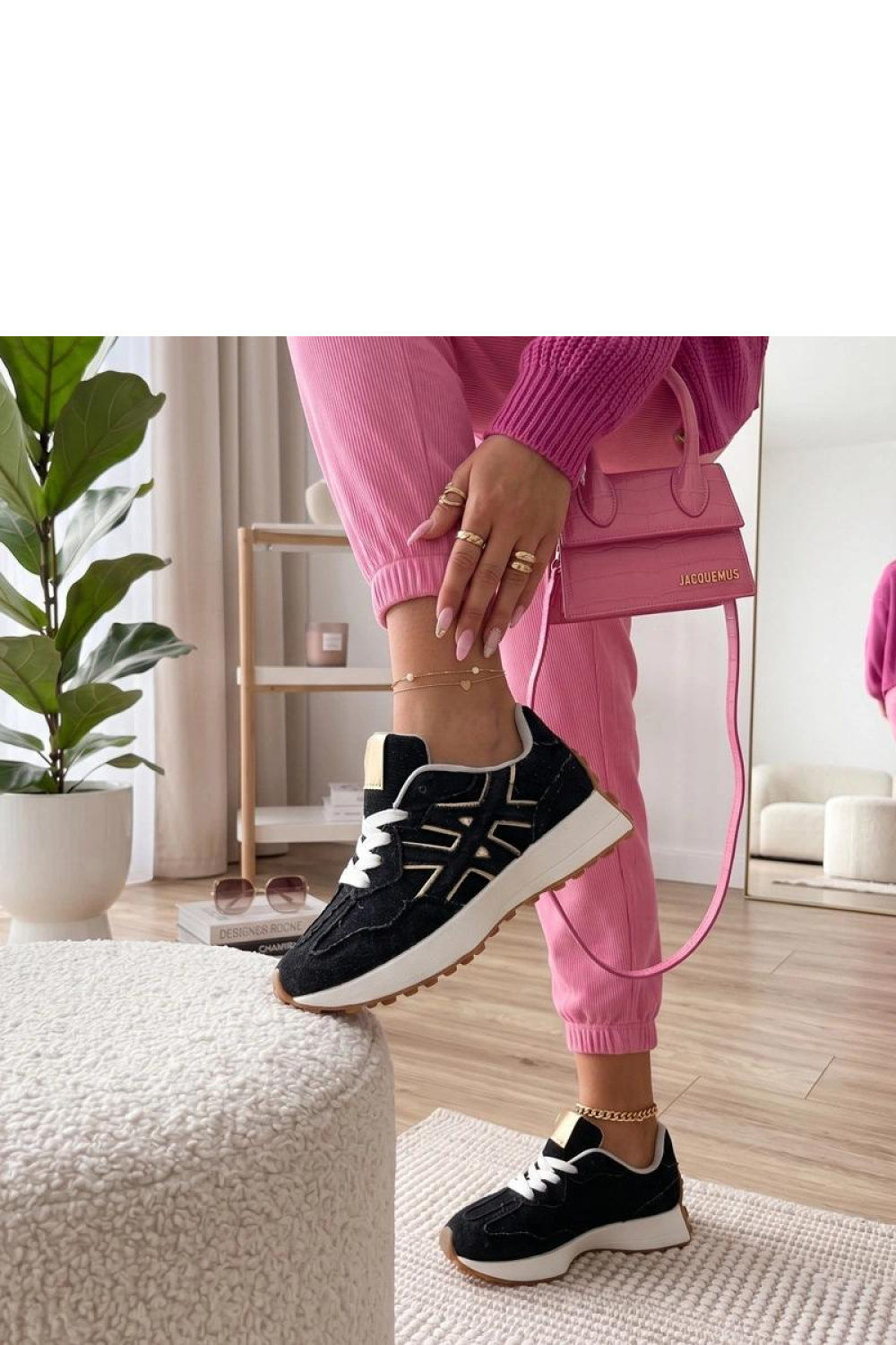Sportschoenen op een platform Solea foto 2