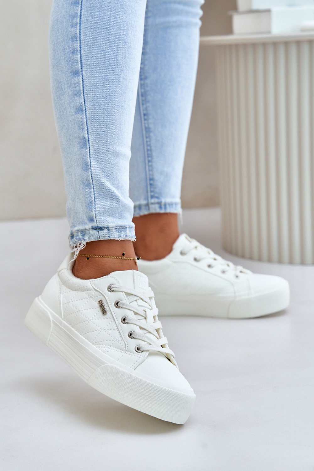 Platform sneakers Step in style