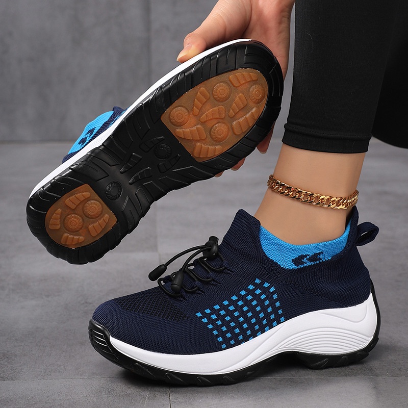 Casual Women's Flyknit Shoes With A Round Toe foto 2
