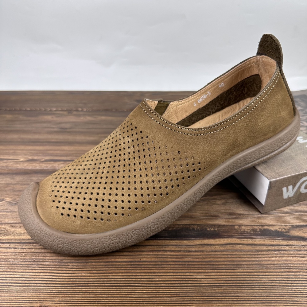 Hollow Out Leather Men's Shoes Breathable Soft Bottom Casual Shoes foto 5