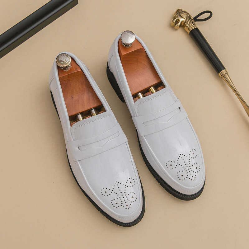 Autumn Men's Glossy Carved Leather Shoes foto 5