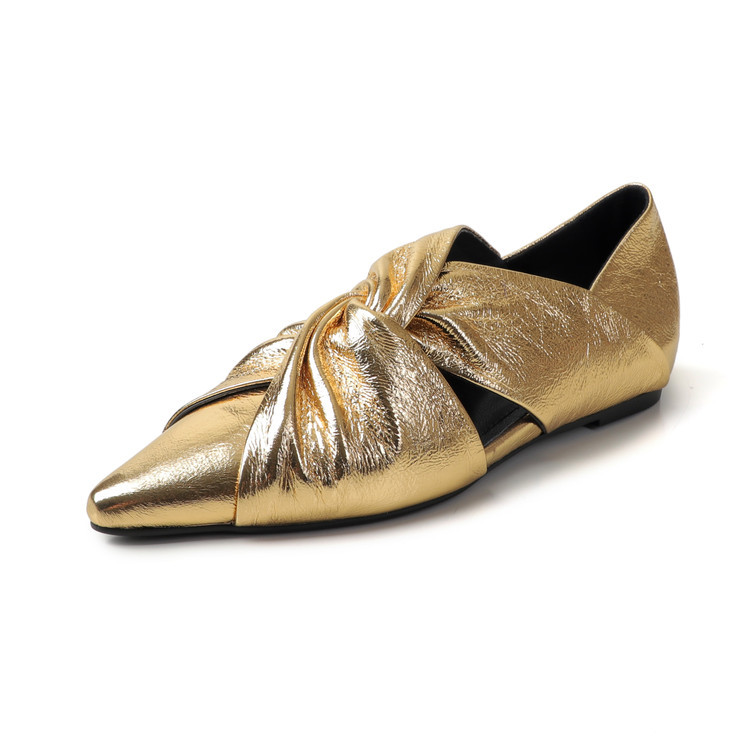 Womens Hidden-Heel Deep-V Shallow Shoes With Pointed Toe Cross-Strap Cutout Design foto 3