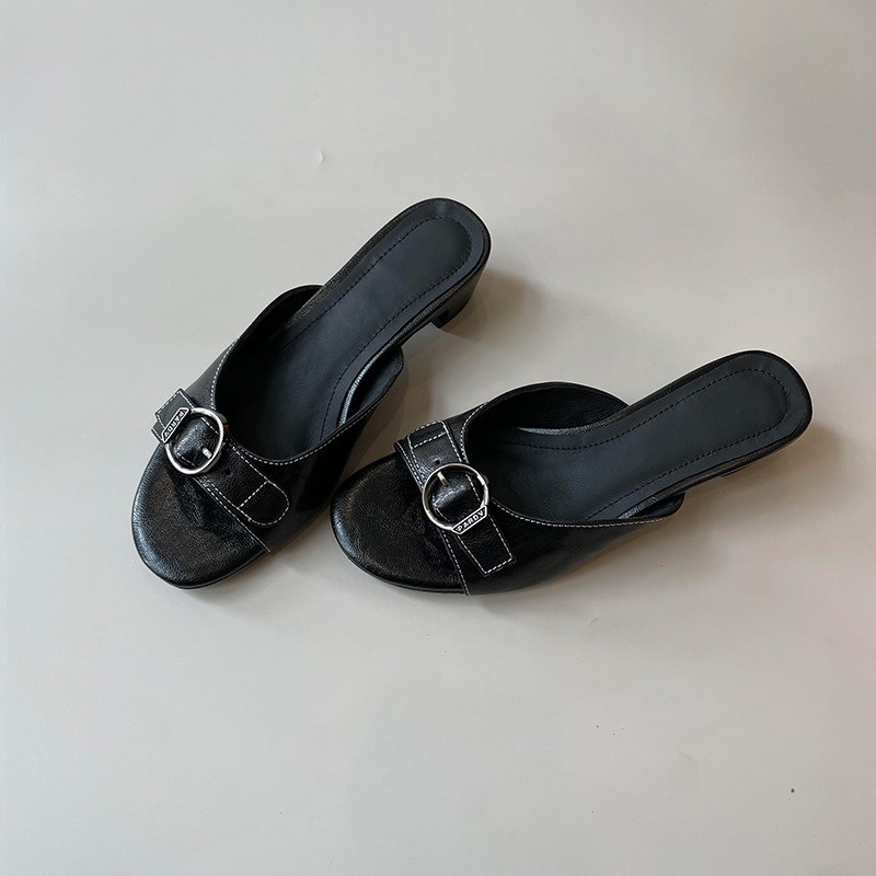 Retro-style Niche Leather Belt Buckle Slide Sandals For Women