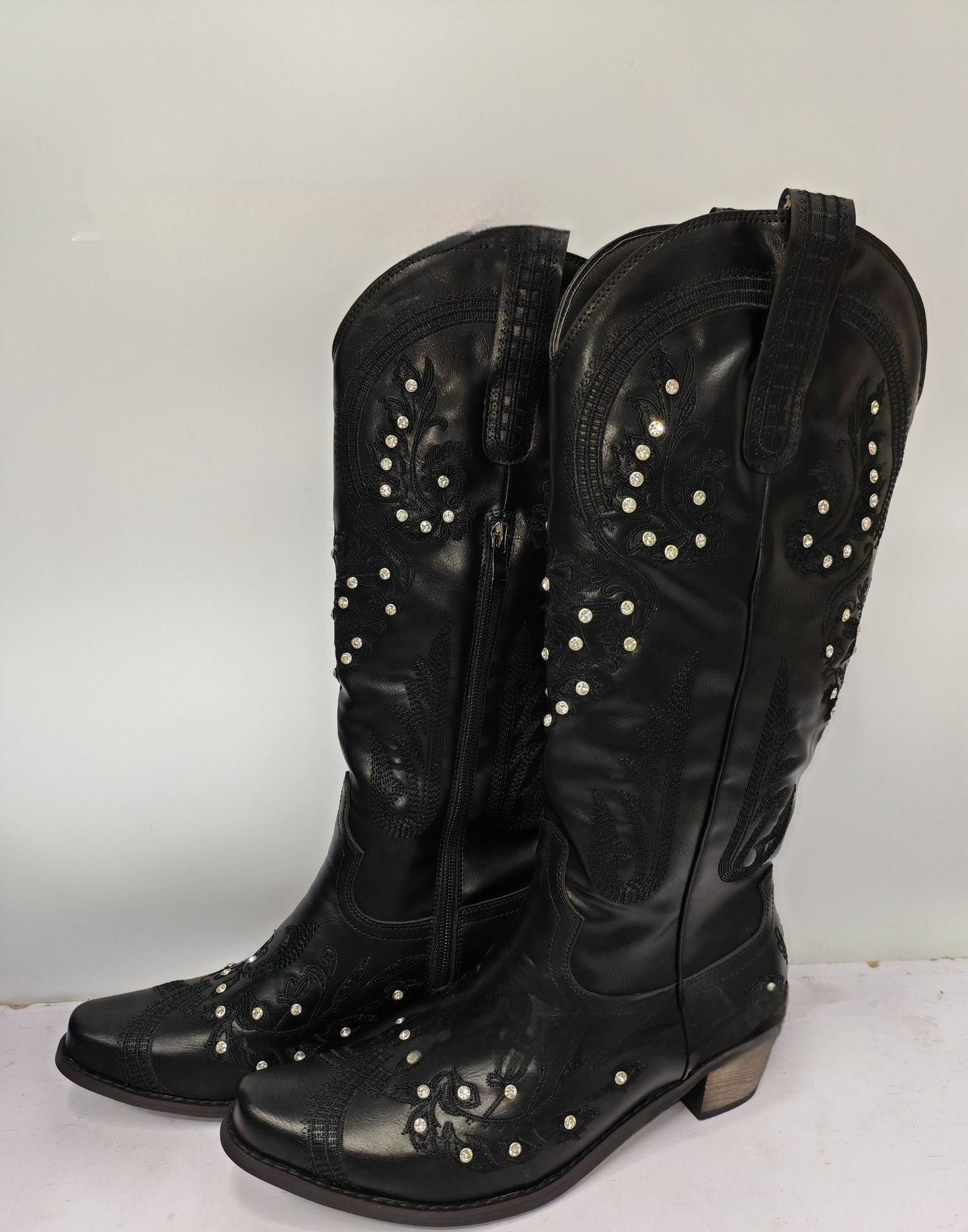 Embroidered Rhinestone Thick High Heel Side Zipper High-top Boots foto 2
