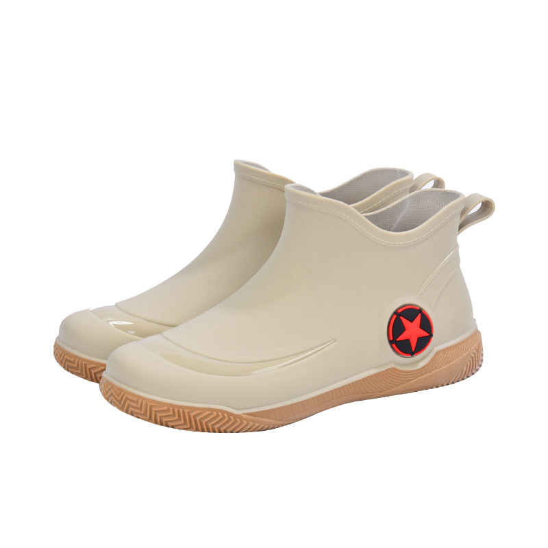 Stylish short-top men's rain boots, low-cut, non-slip and waterproof. foto 3