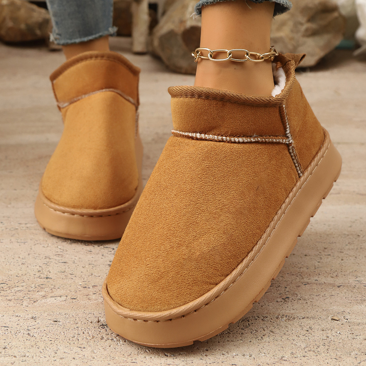 Short Boots With Thick Soles Non-slip Design And Plush Liningperfect For Outdoor Snowy Conditions foto 5