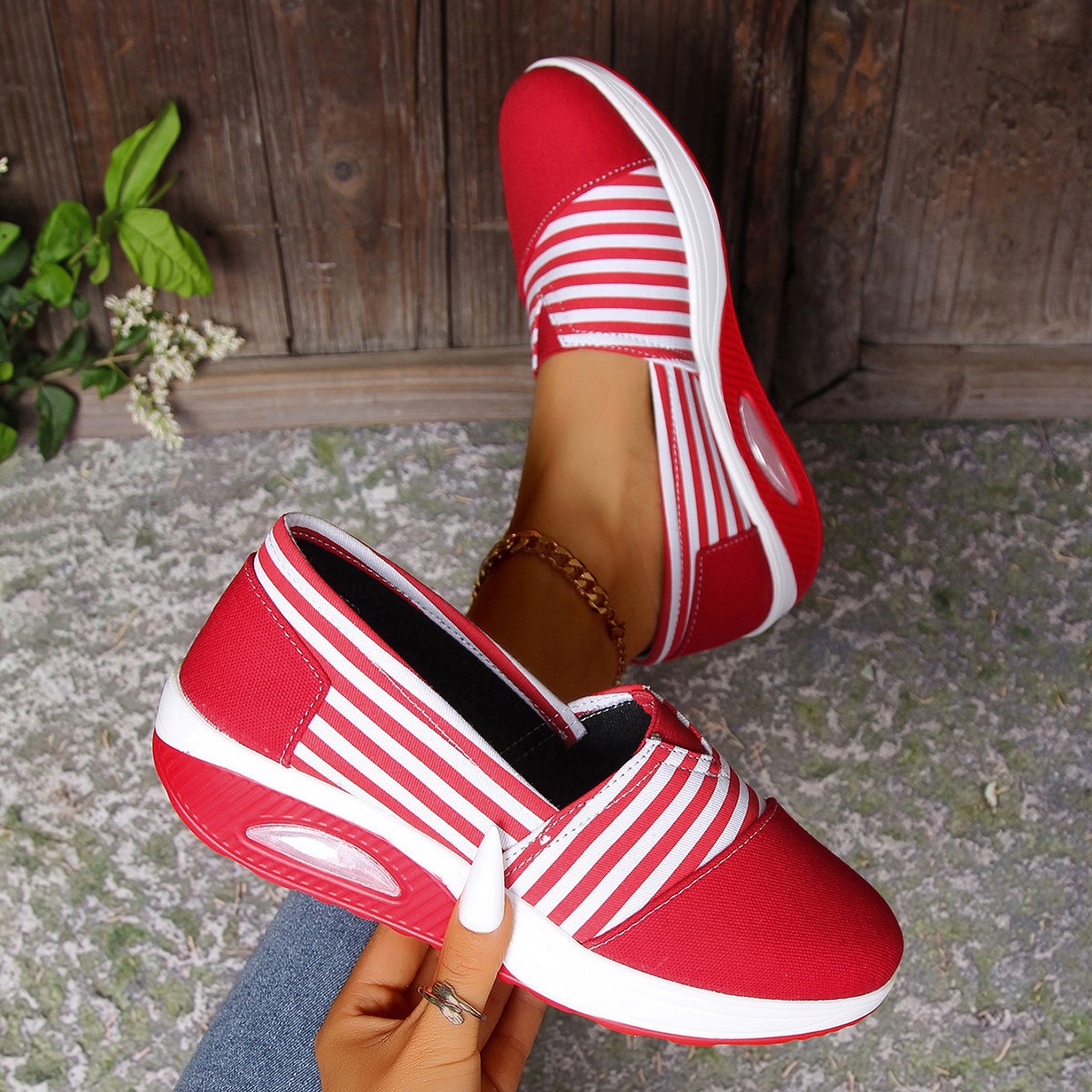 Striped Canvas Casual Round Head Comfortable Lightweight Women's Shoes foto 3