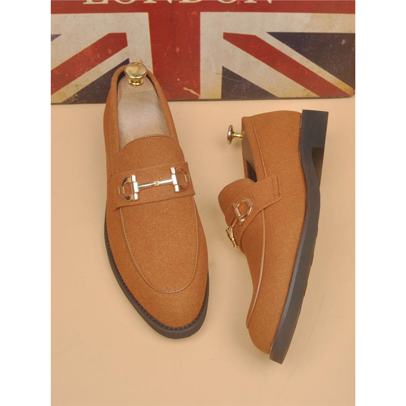 Leather Shoes Men's Casual Suede Shoes Fashion Korean Style Pointed Toe foto 2