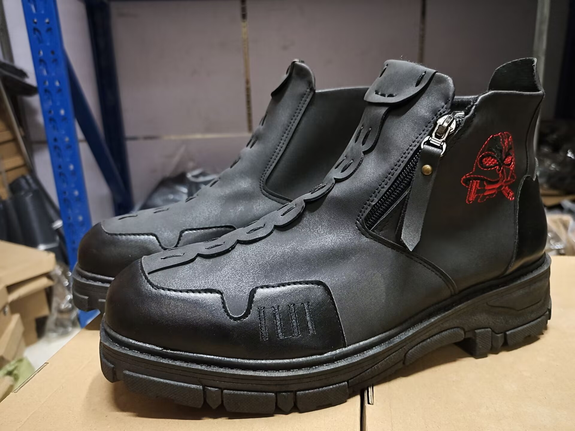 Men's Short Boots Round Toe Large Size Side Zipper Martin Boots foto 4