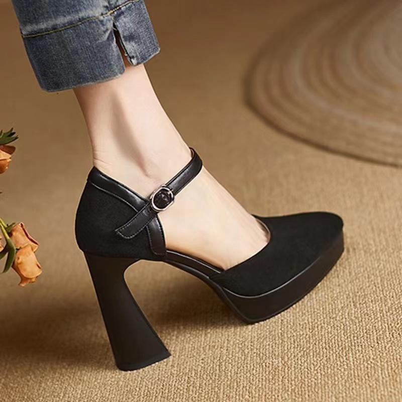Womens Closed-Toe High-Heel Sandals With Chunky Heels foto 3