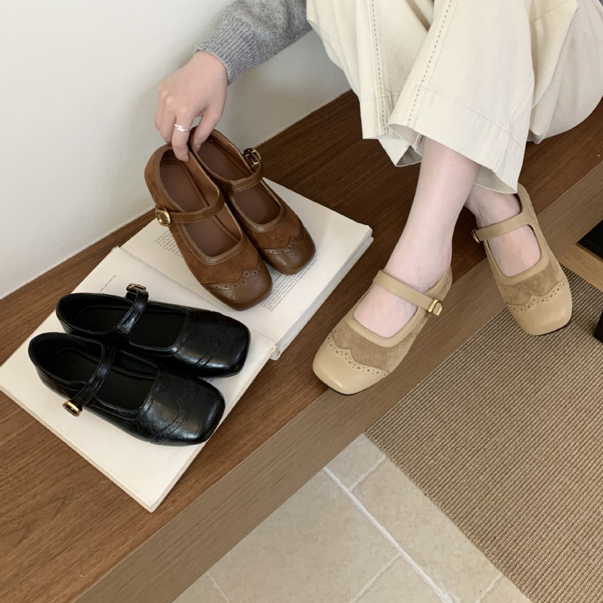 Retro Brown Square-toe Carved Embellished Slingback Mary Jane Shoes foto 2