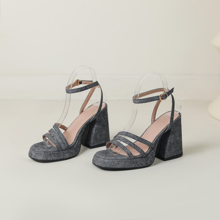 Denim-strapped Sandals With A Round Toe And Chunky Heel For Women foto 3