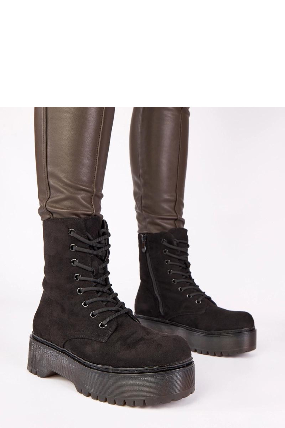 Platform boots Solea