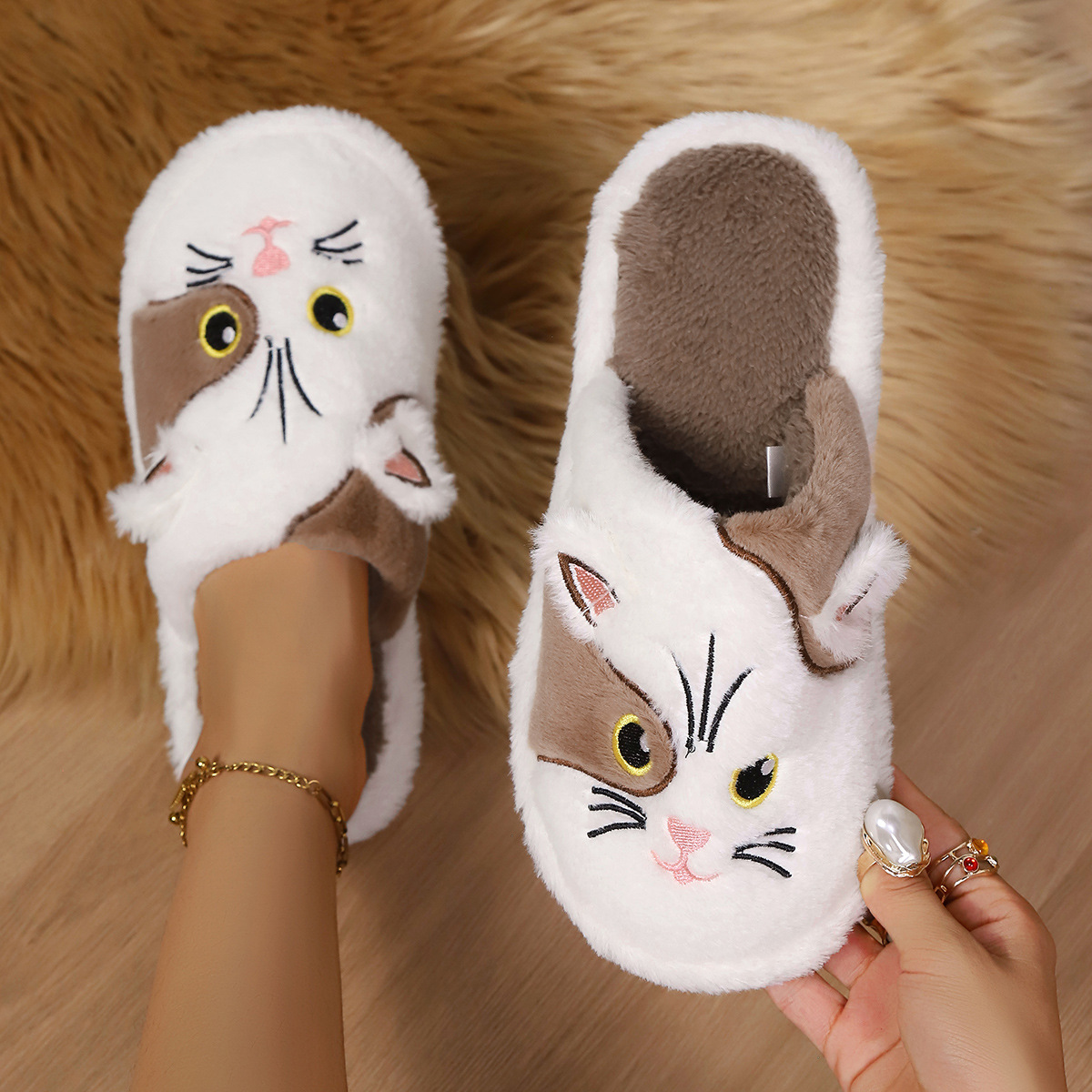 Women's Cotton Slippers Minimalist Design Winter Cartoon Pattern foto 3