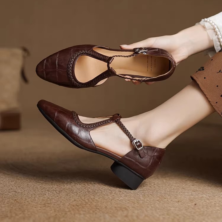 Chunky Heel Retro Fashion Comfortable Women's Sandals foto 4