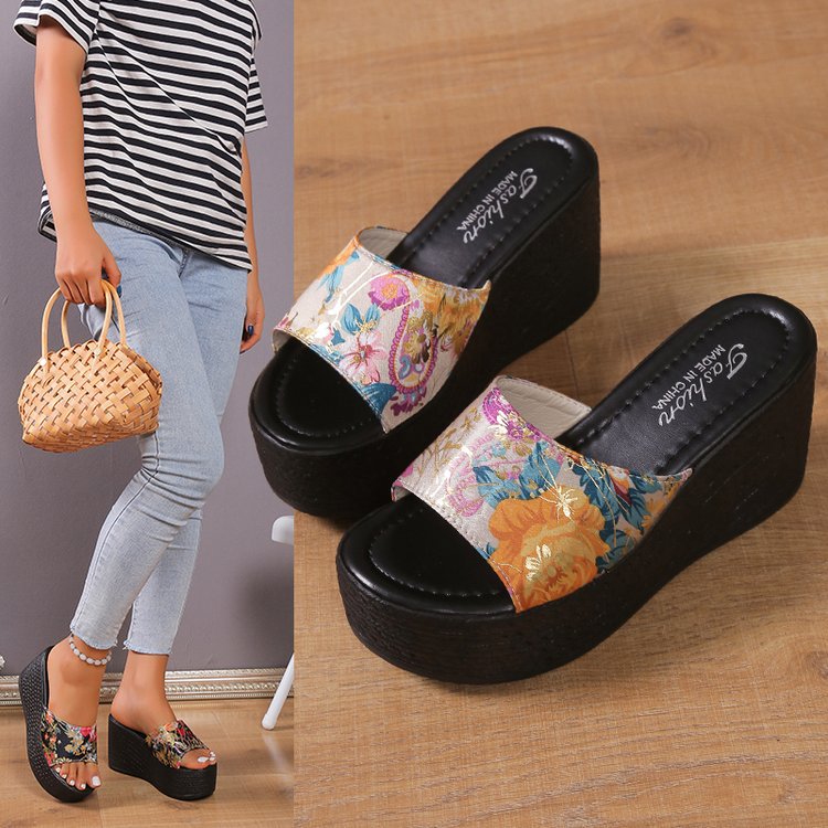 One-strap Wedge Sandals For Women Thick-soled High Heels With A Waterproof Platform Outdoor Beach Slippers foto 3
