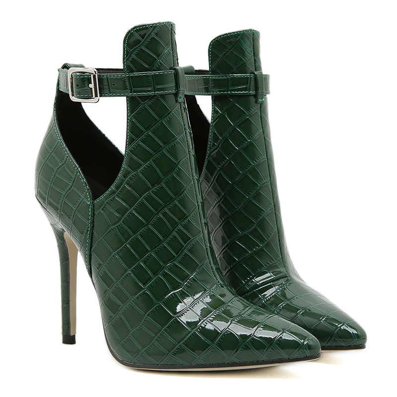 Cutout Stiletto Sandals Feature A Designer-style Strap Buckle foto 2