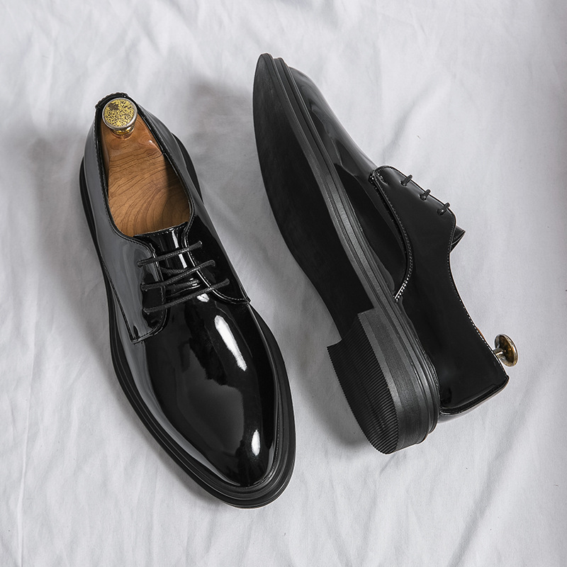 Glossy Pointed Business Leather Shoes Men's British Fashion foto 3