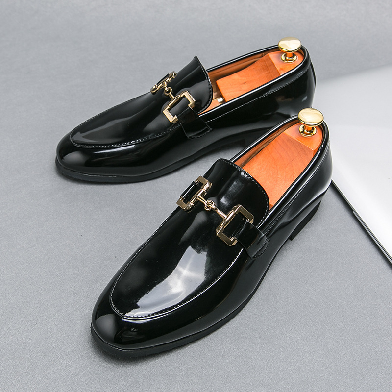 Men's Solid Color Glossy Loafers Plus Size Casual Leather Shoes foto 3