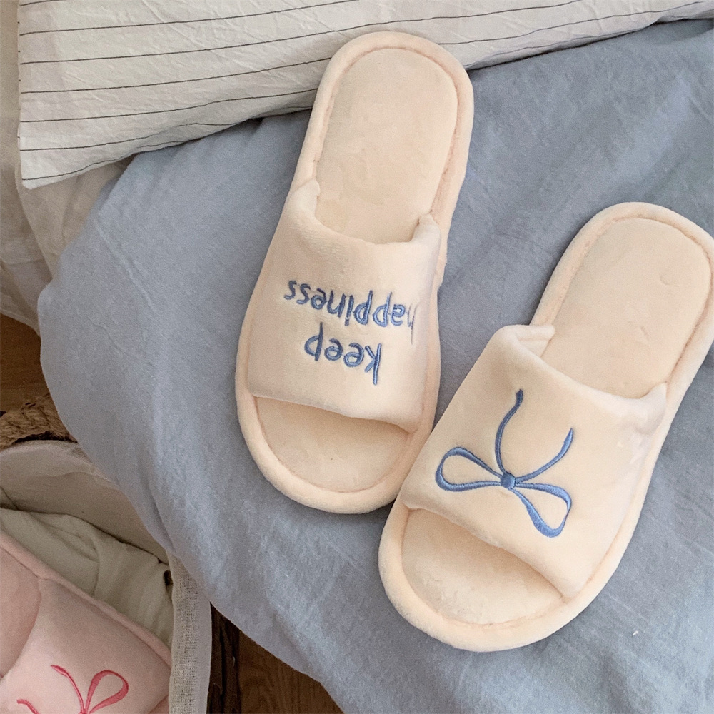 New Creative English Letters Ins Style Word Soft Flat Bottom Ladies Cotton Slippers foto 4