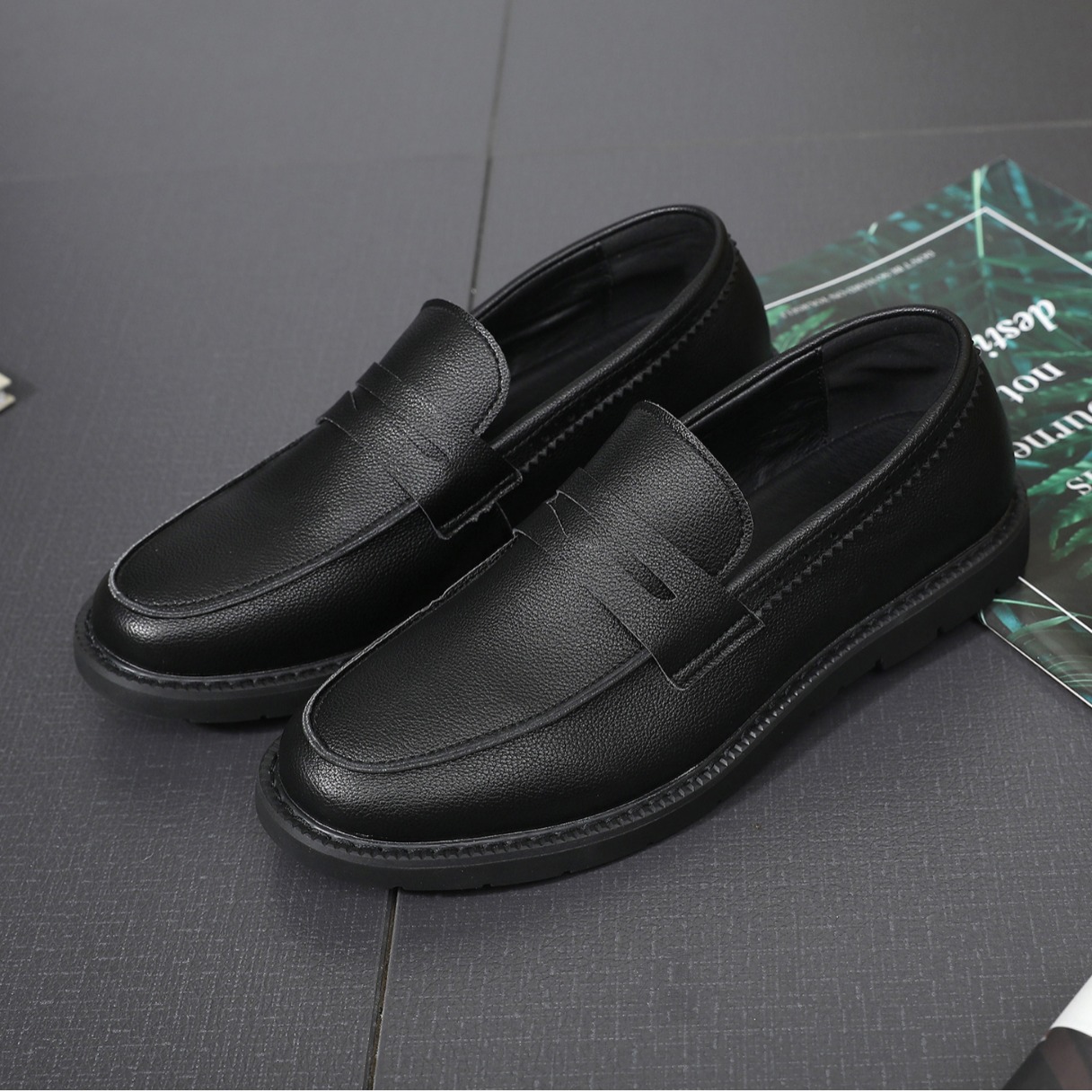 New Ultra-soft Men's Driving Casual Leather Korean Retro Slip-on Business Shoes foto 3