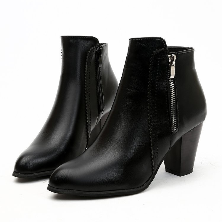 Retro Distressed Chunky Heel Side Zip Ankle Boots For Women foto 5