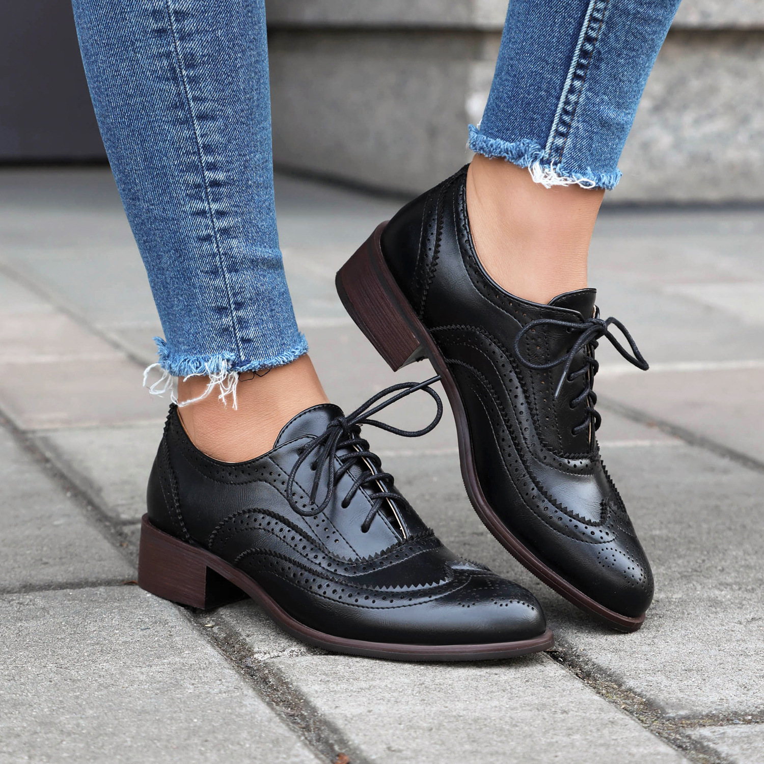 Retro British Contrasting Color Brogue High-cut Lace-up Shoes foto 4