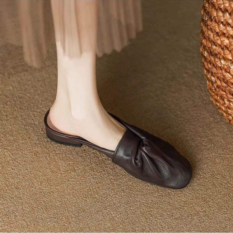 Soft-leather Outerwear Low-heeled Sandals foto 5