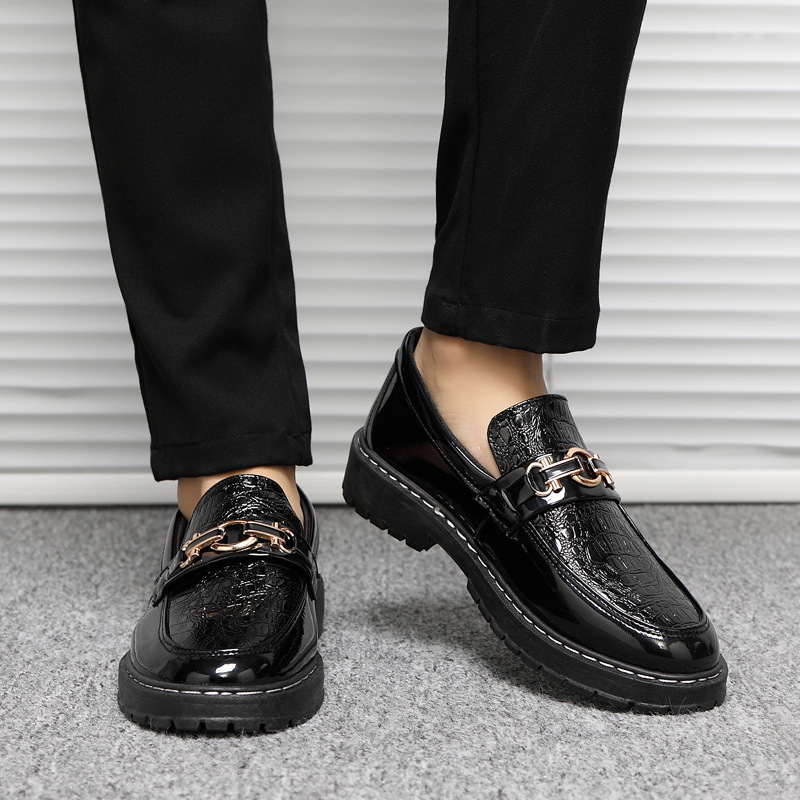 Glossy Casual Men's Youth British Leather Shoes foto 2