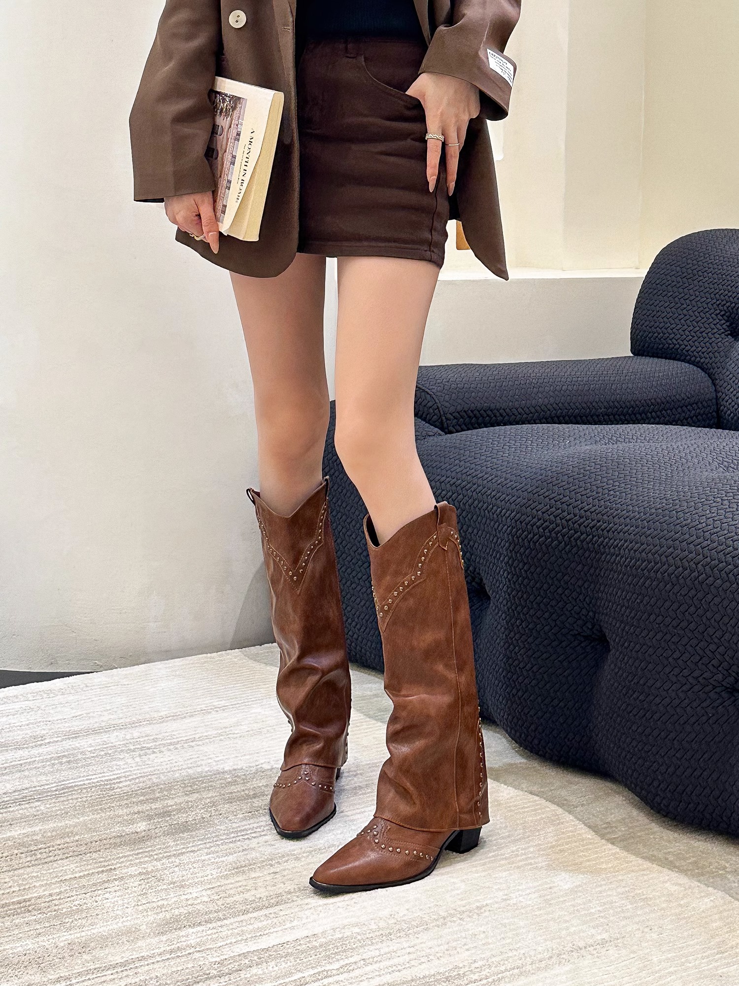 Women's Long Simple Boots Rivet Retro Western Cowboy Boot foto 3
