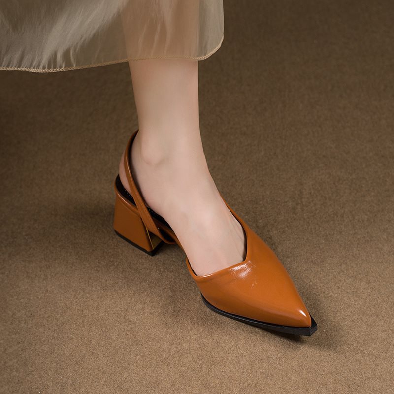 New Exquisitely Designed Closed-toe Sandals For Spring And Summer foto 2