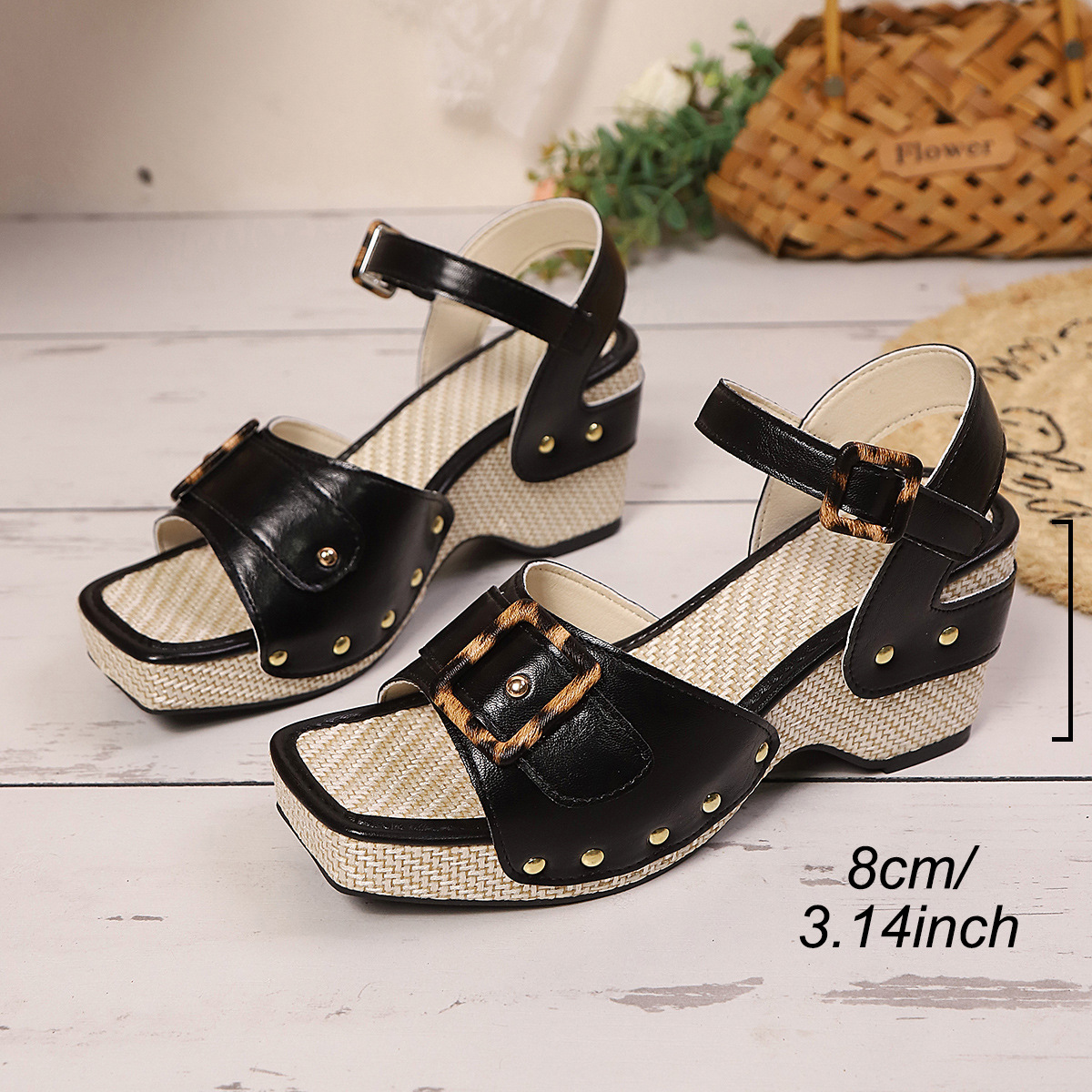 Female Button Metal Buckle Beach Chunky Heel Sandals foto 4