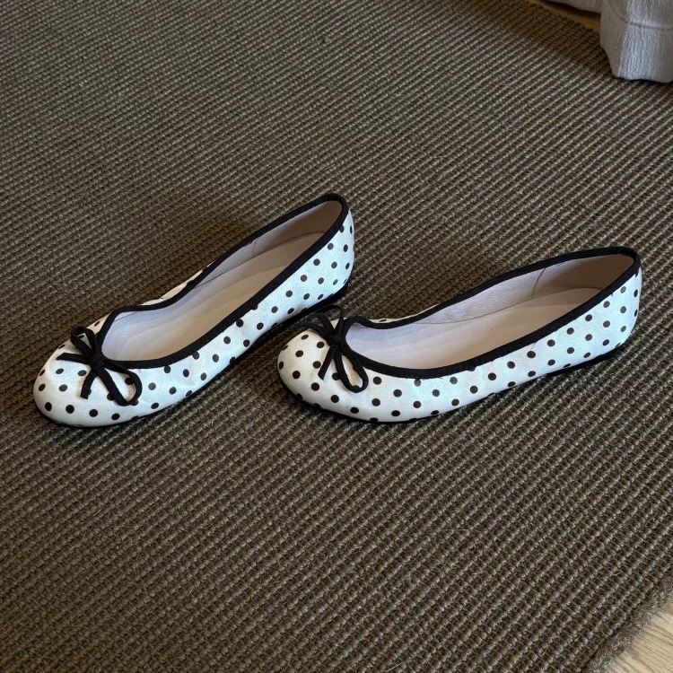 Polka-Dot Bowtie Flat Shoes For Women foto 2