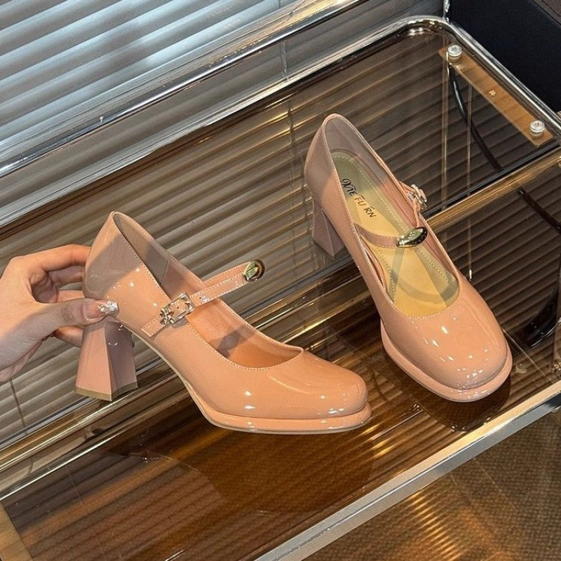 One-strap Thick Heel Sweet And Elegant Shallow-cut Leather Shoes foto 4
