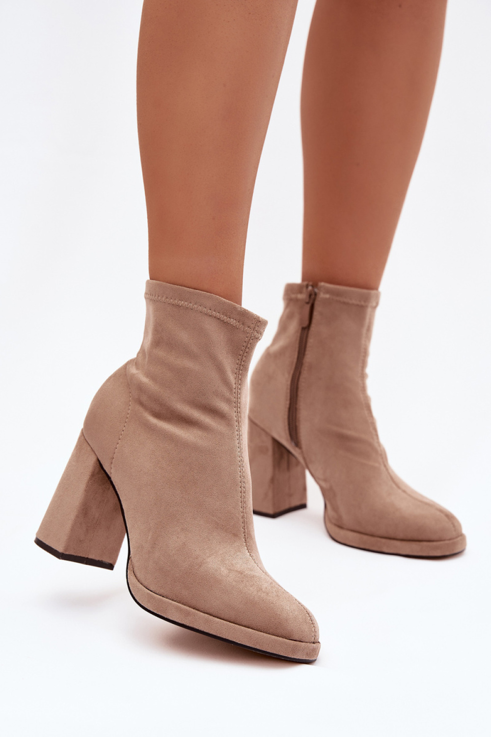 Laarsjes met hoge hak Step in style