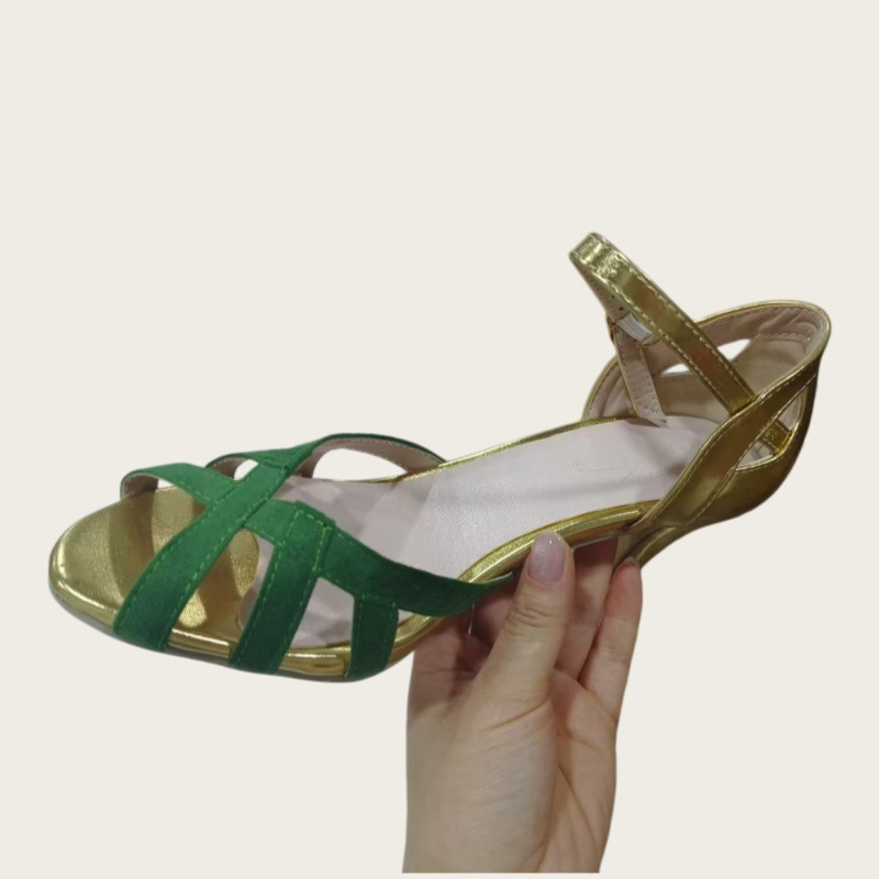 Fashionable Large-size Womens Open-toe Sandals With A Buckle Closureperfect For Summer Wear