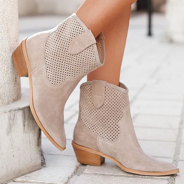 Womens Mid-Heel Boots In Large Sizes With Embossed Suede foto 3