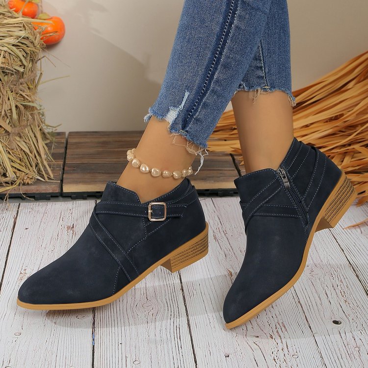 Womens Large-Size Leather Boots With Side Zipper And Cross Straps foto 3