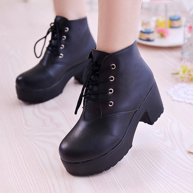 New Chunky-heel Lace-up Ankle Boots With A Round Toe And High Heel