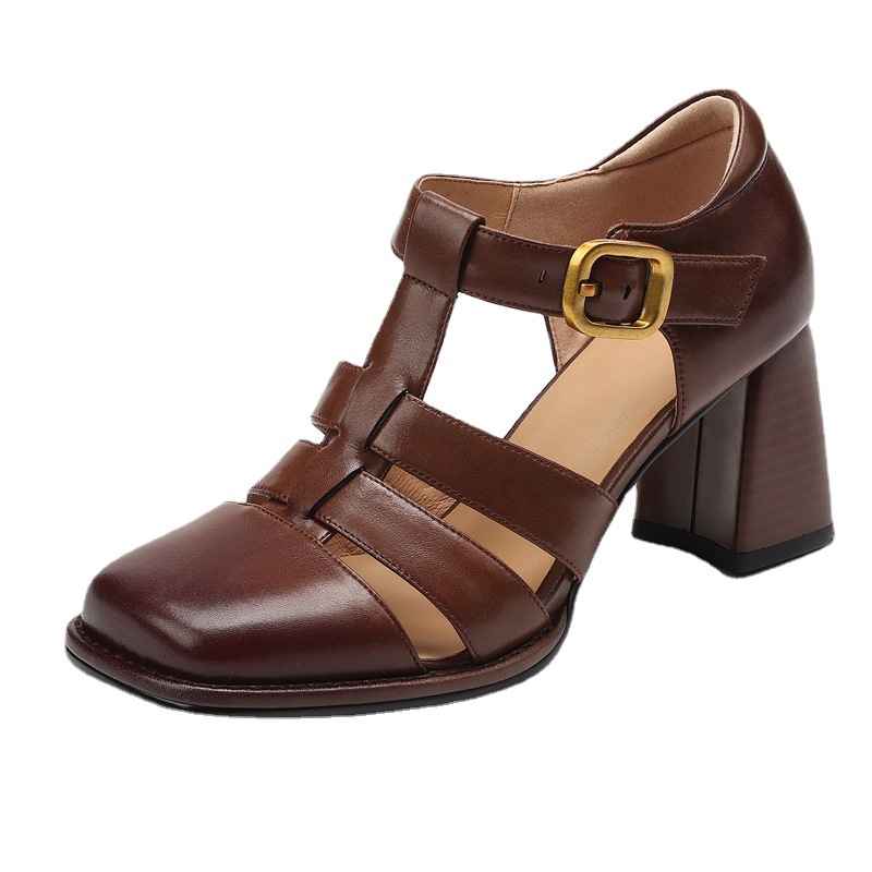 Baotou Hollow-out Sandals Women's Vintage foto 4