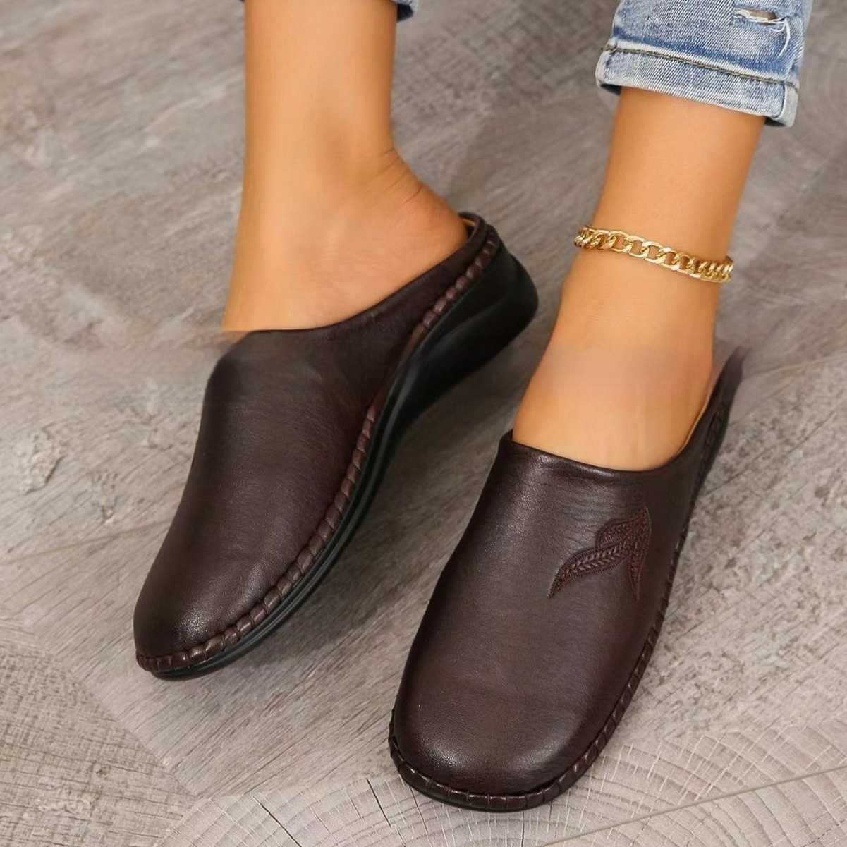 New Round Toe Flat Bottom Foreign Trade Plus Size Slip-on Lofter Half Slippers foto 2