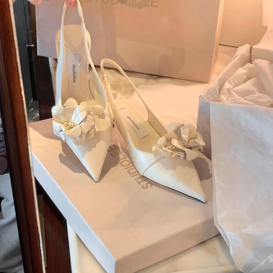 Small Sharp Point Low-cut Hollow Flower High Heels For Women foto 3
