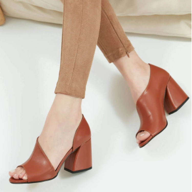 Womens Plus-Size Chunky-Heel Casual Peep-Toe Sandals foto 3