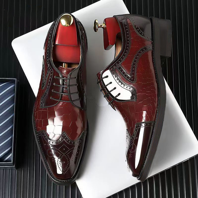 Brogue Embossed Oxford Shoes Men's Leather Shoes Three-dimensional Square Toe Japanese Style foto 2