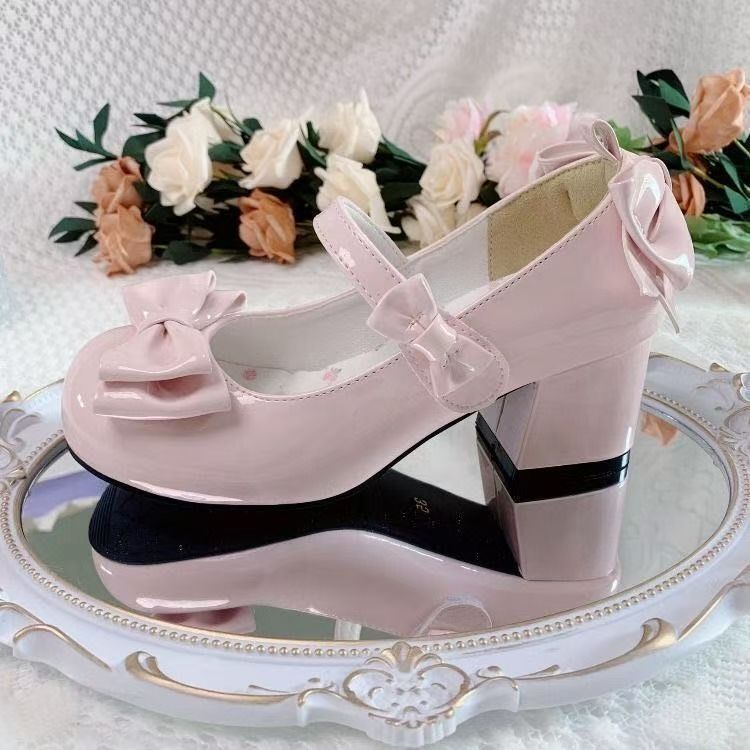 Retro Style Fashionable Low-heeled Womens Pumps foto 5