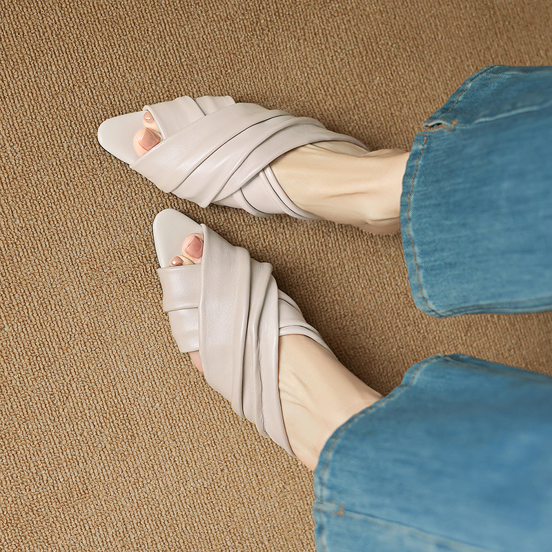 Women's Ruched Lambskin Slide Sandals, Square Toe Handmade Leather Flat Mules foto 4