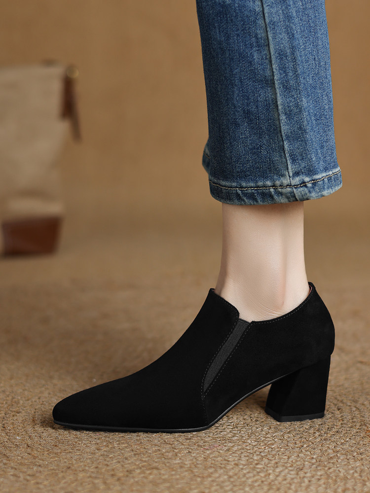 Suede-textured Deep-toe Pointed-toe Chunky-heel Shoes foto 4